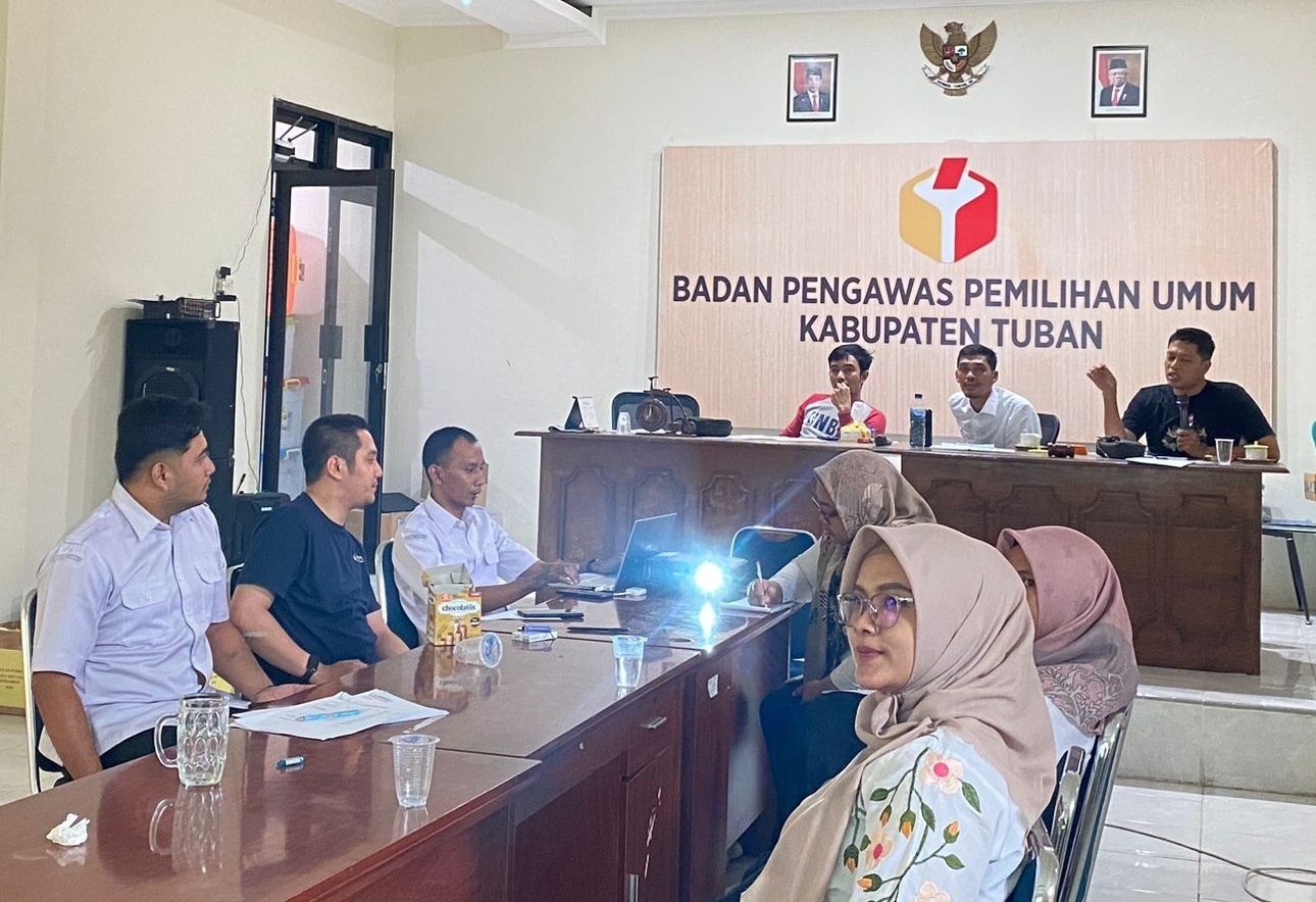 Bawaslu Tuban Gelar Rapat Peningkatan Kapasitas SDM