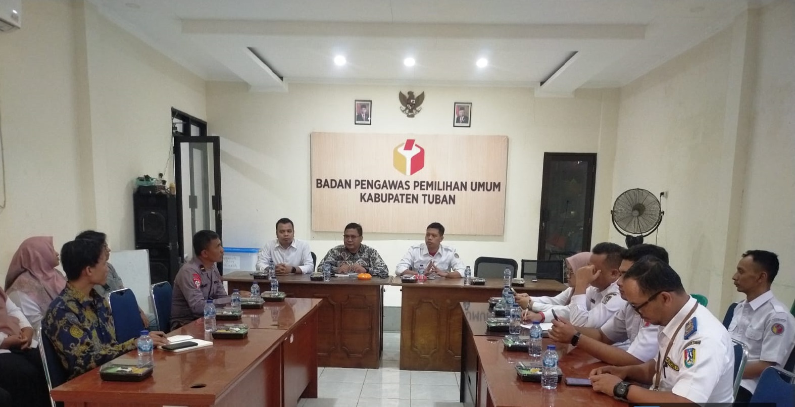 Bawaslu Tuban Gelar Rapat Persiapan Keamanan Apel dan Deklarasi Damai Pemilu 2024