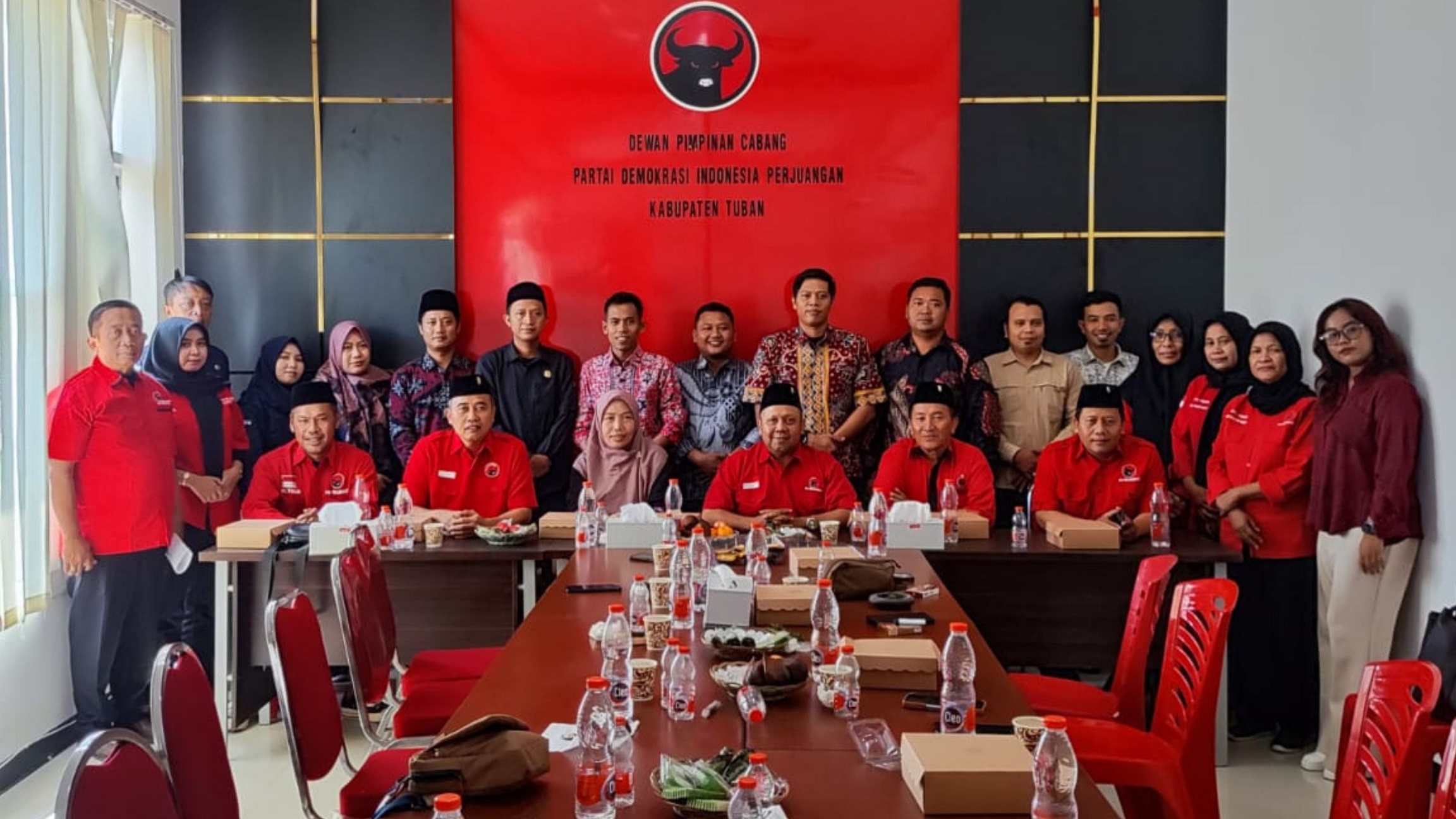 Kunjungan dpc PDIP Tuban