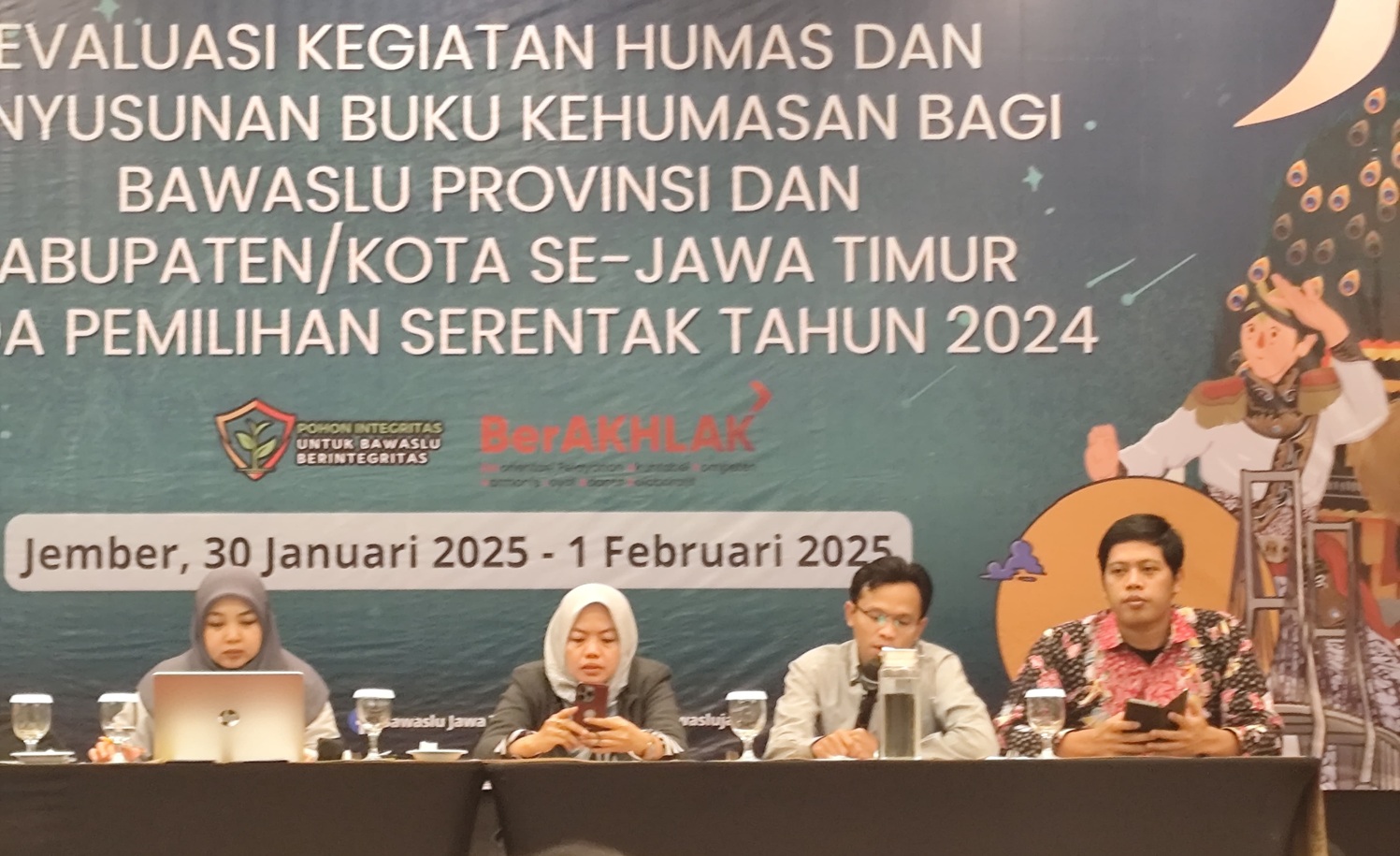 Penyusunan Buku Kehumasan Pemilihan Serentak 2024