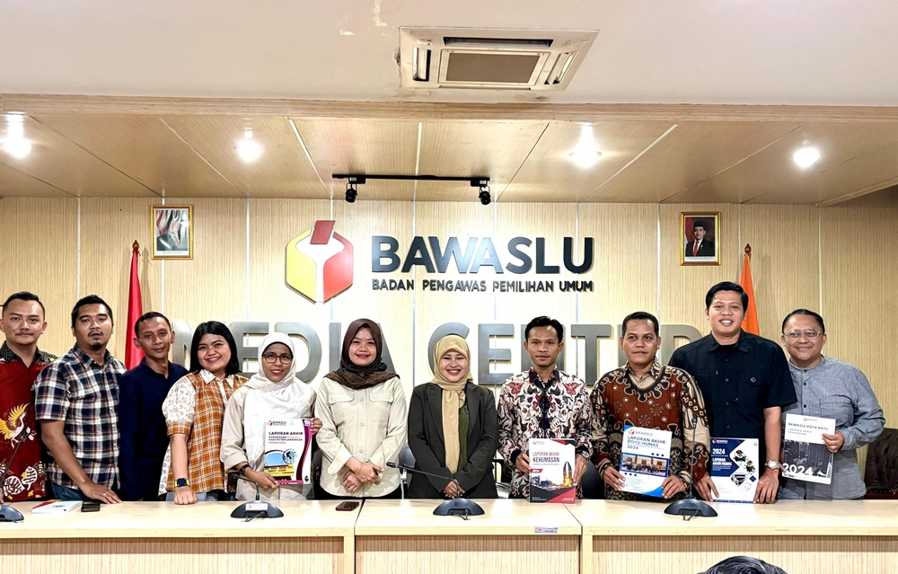 penyerahan lapkir kehumasan 2024