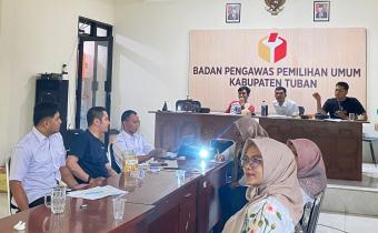 Bawaslu Tuban Gelar Rapat Peningkatan Kapasitas SDM