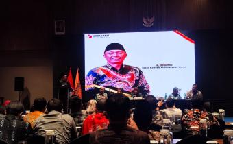 Penyusunan kaleidoskop